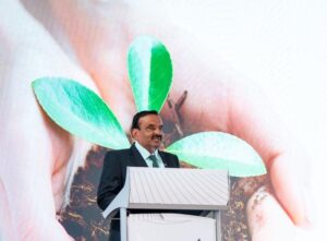 भारतीय ध्वज फहराकर जिन्दल ग्रुप